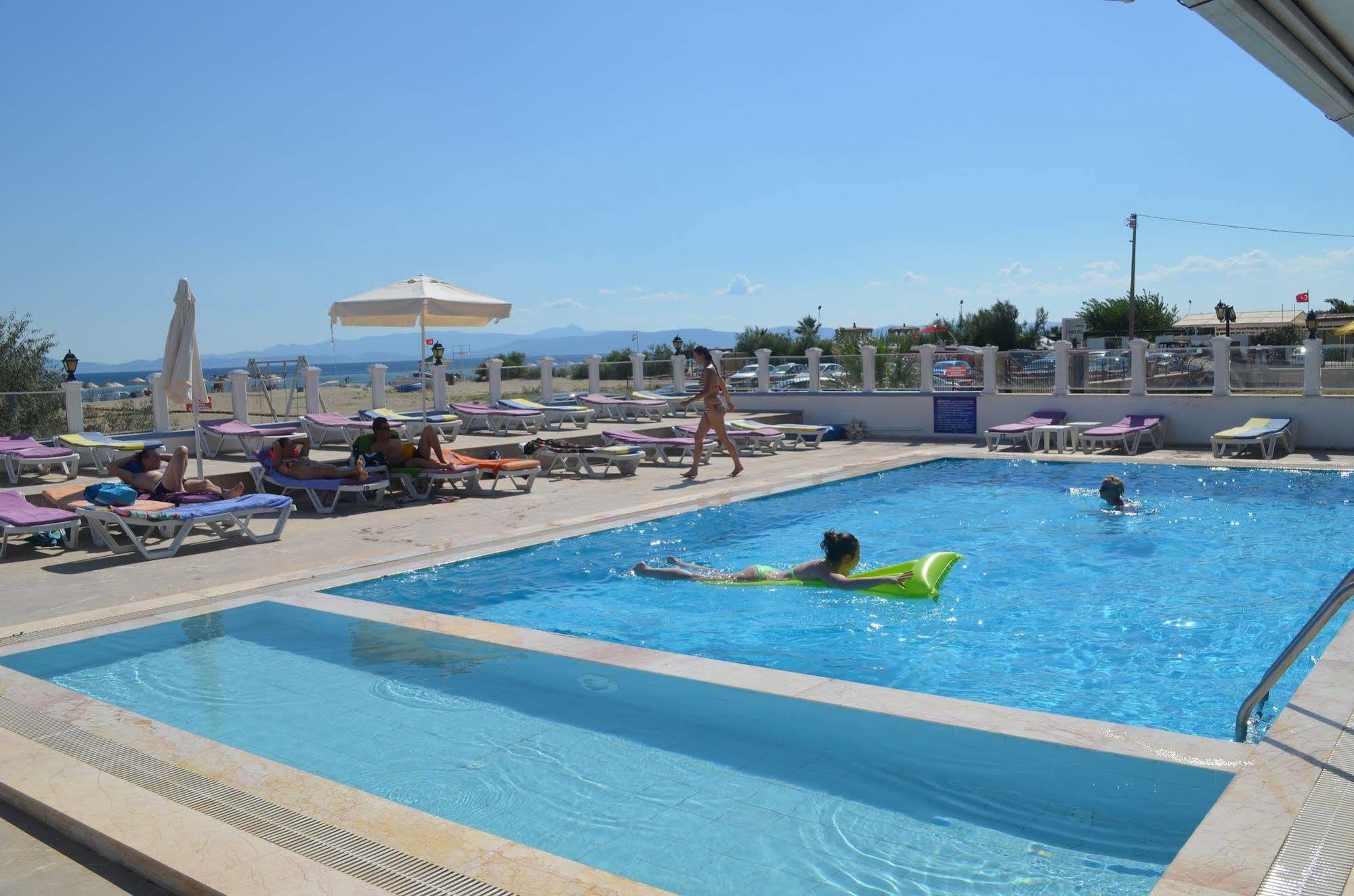 Yasmin Hotel Ayvalik Ngoại thất bức ảnh