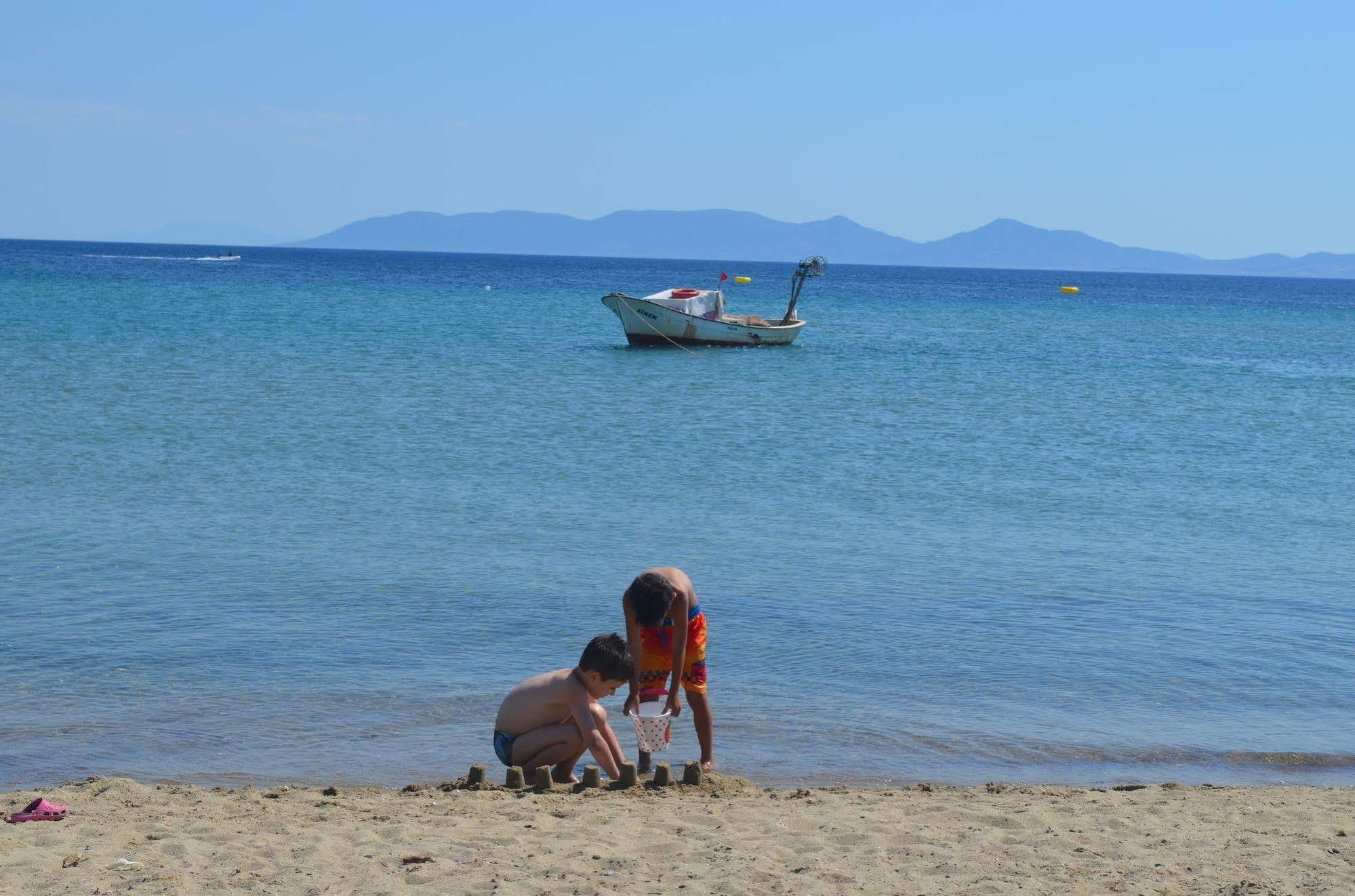 Yasmin Hotel Ayvalik Ngoại thất bức ảnh